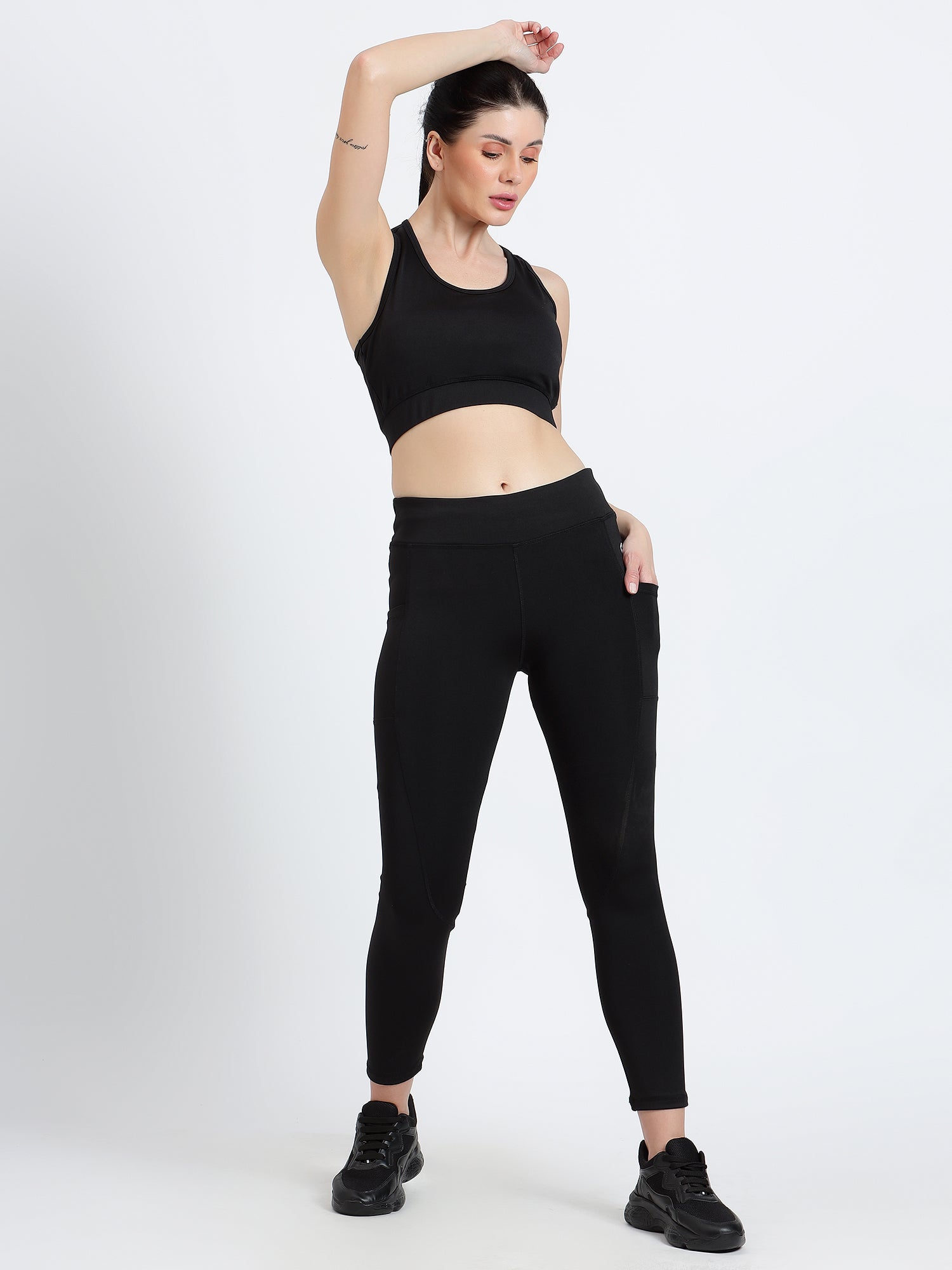 Endeavour Wear Women's Black Co-Ord Set